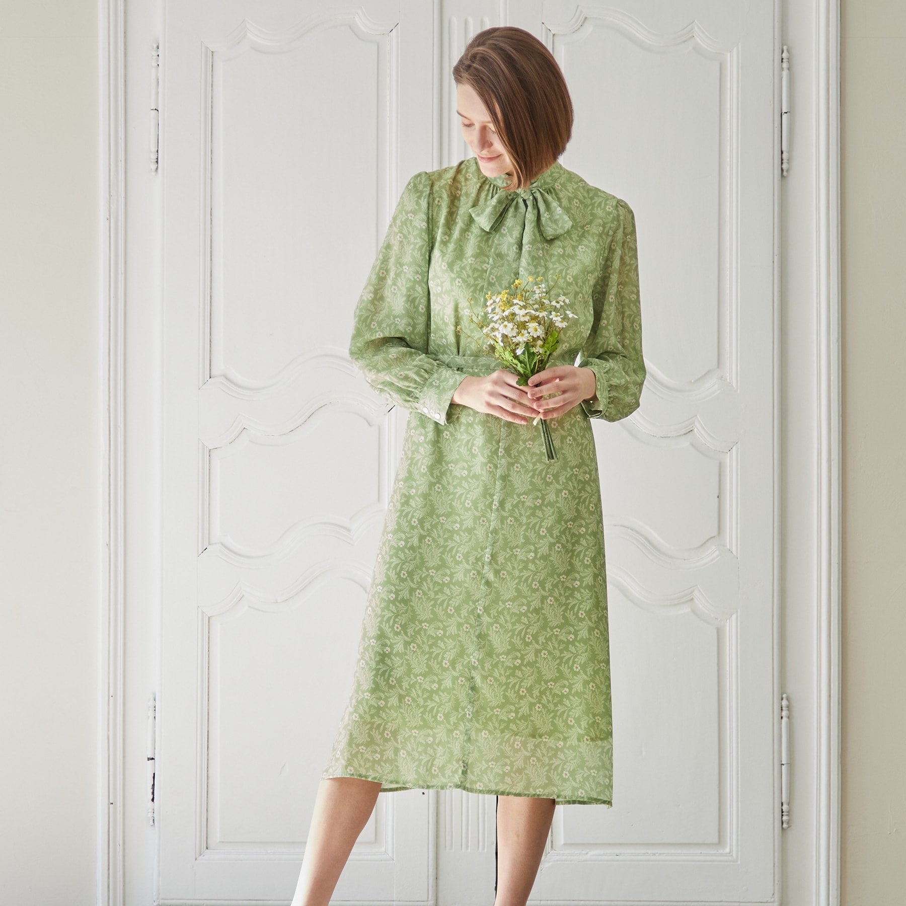 Laura Ashley LAURA ASHLEY 【網路限定/LL尺碼可選/2WAY】斯瓦菲爾德圖案 連衣裙