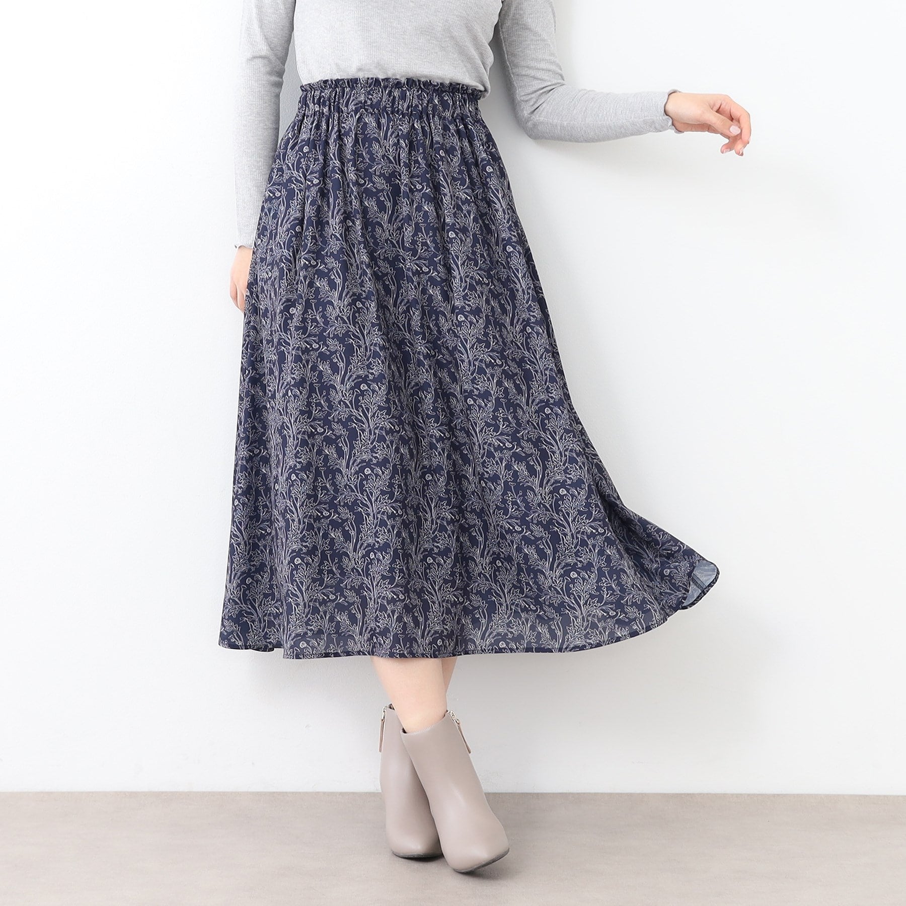 ローラ アシュレイ LAURA ASHLEY 【同柄アイテムあり】ナンテール柄 シフォンフレアスカート (ネイビー(194)) ネイビー(194)