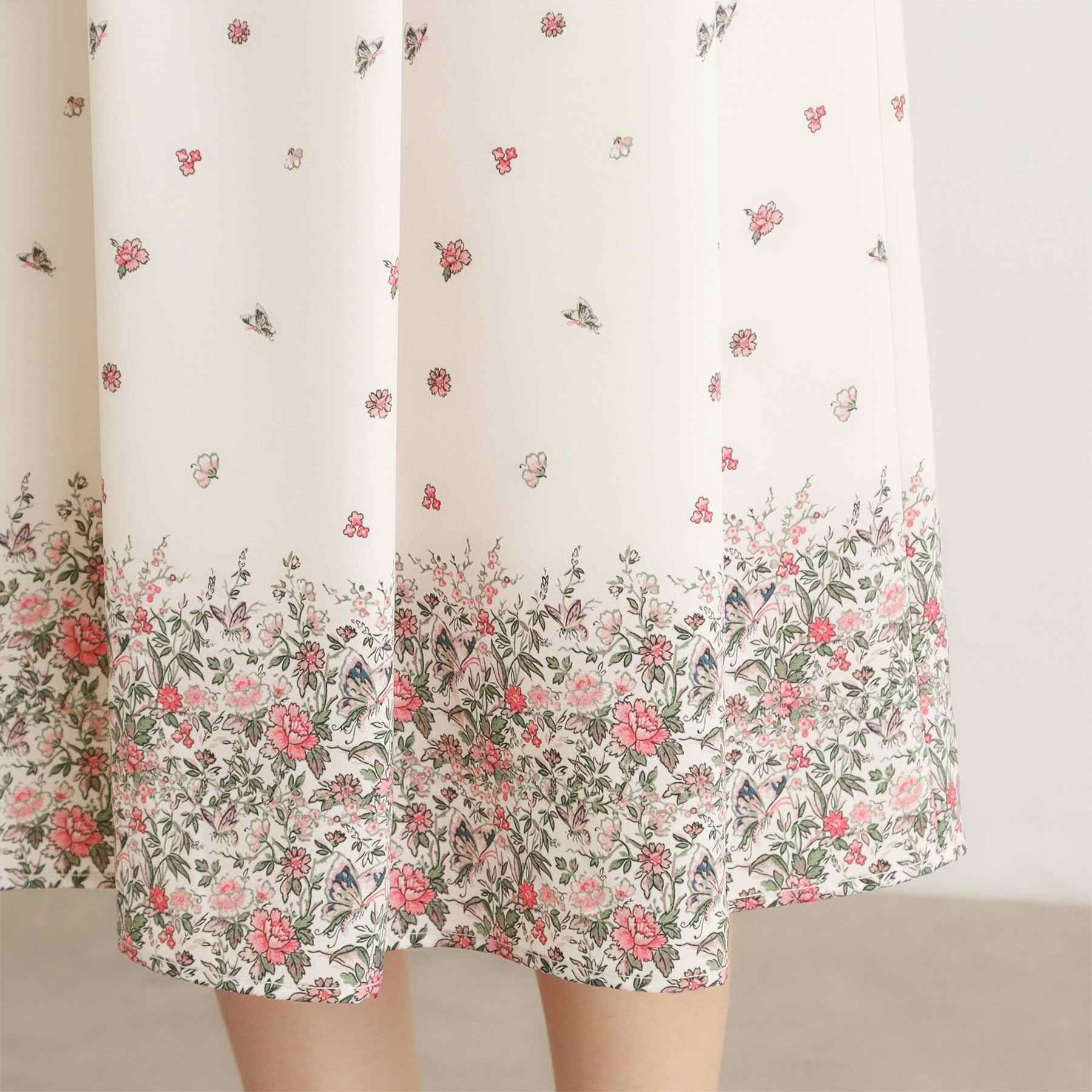 ローラ アシュレイ LAURA ASHLEY 【洗える/同柄アイテムあり】ライリー バタフライズ柄 ワンピース (ベージュ(152)) ベージュ(152)