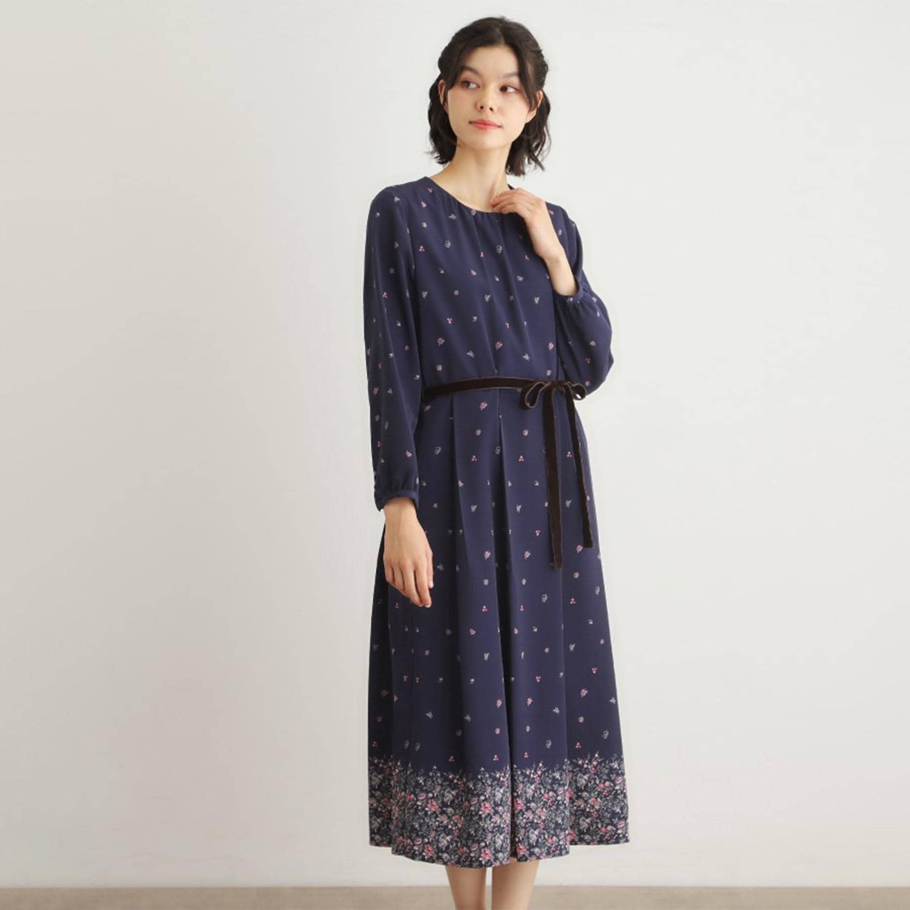 ローラ アシュレイ LAURA ASHLEY 【洗える/同柄アイテムあり】ライリー バタフライズ柄 ワンピース (ベージュ(152)) ベージュ(152)