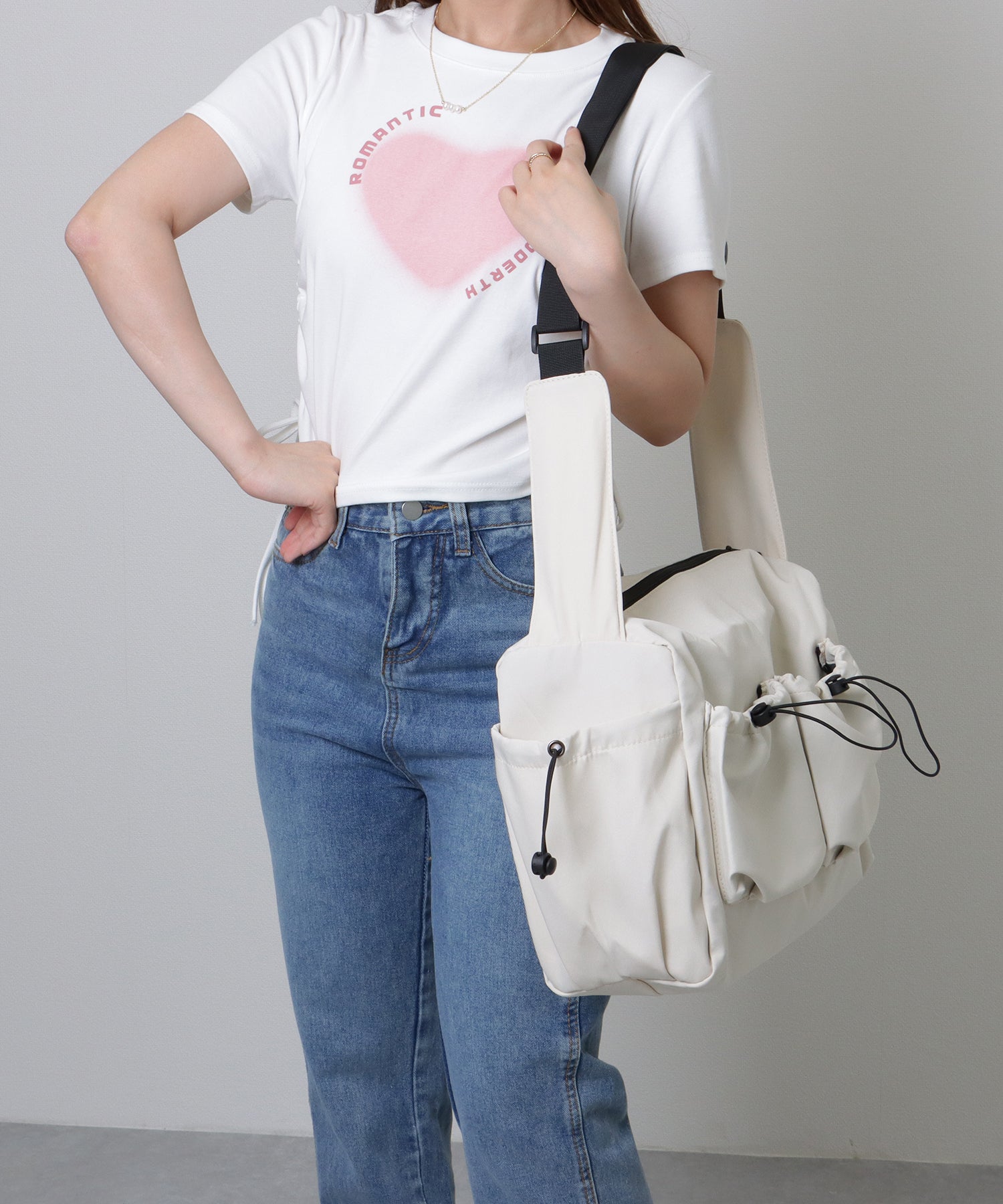 レースレディース Lace Ladies ソリッドカラー ドローコード付き 多ポケット ショルダーバッグ (ホワイト) ホワイト