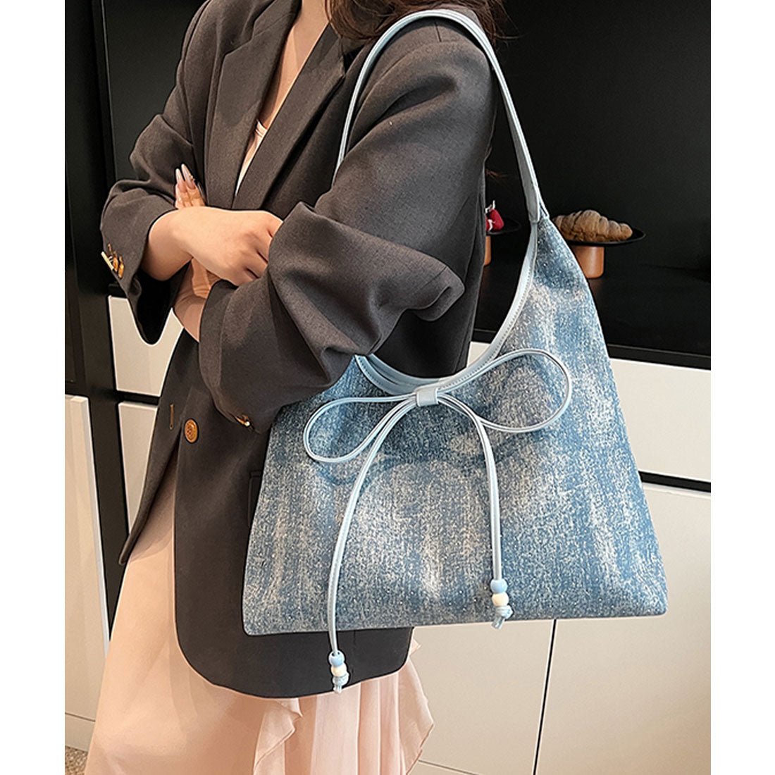 レースレディース Lace Ladies ビッグリボン レザー調 パイピング ワンショルダー トートバッグ (ブルー) ブルー