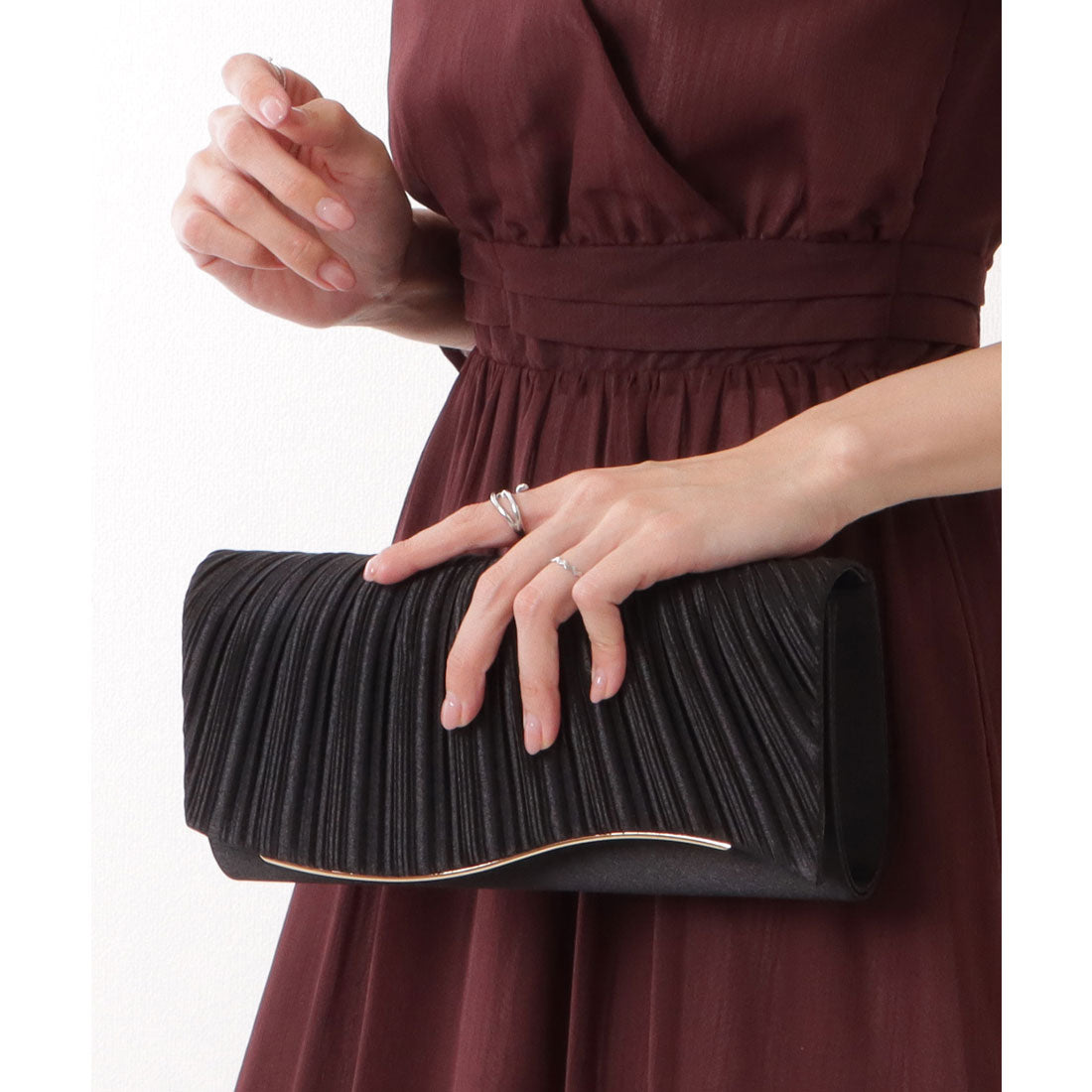 レースレディース Lace Ladies ウエーブ フラップ スクエア パーティー バッグ (ブラック) ブラック