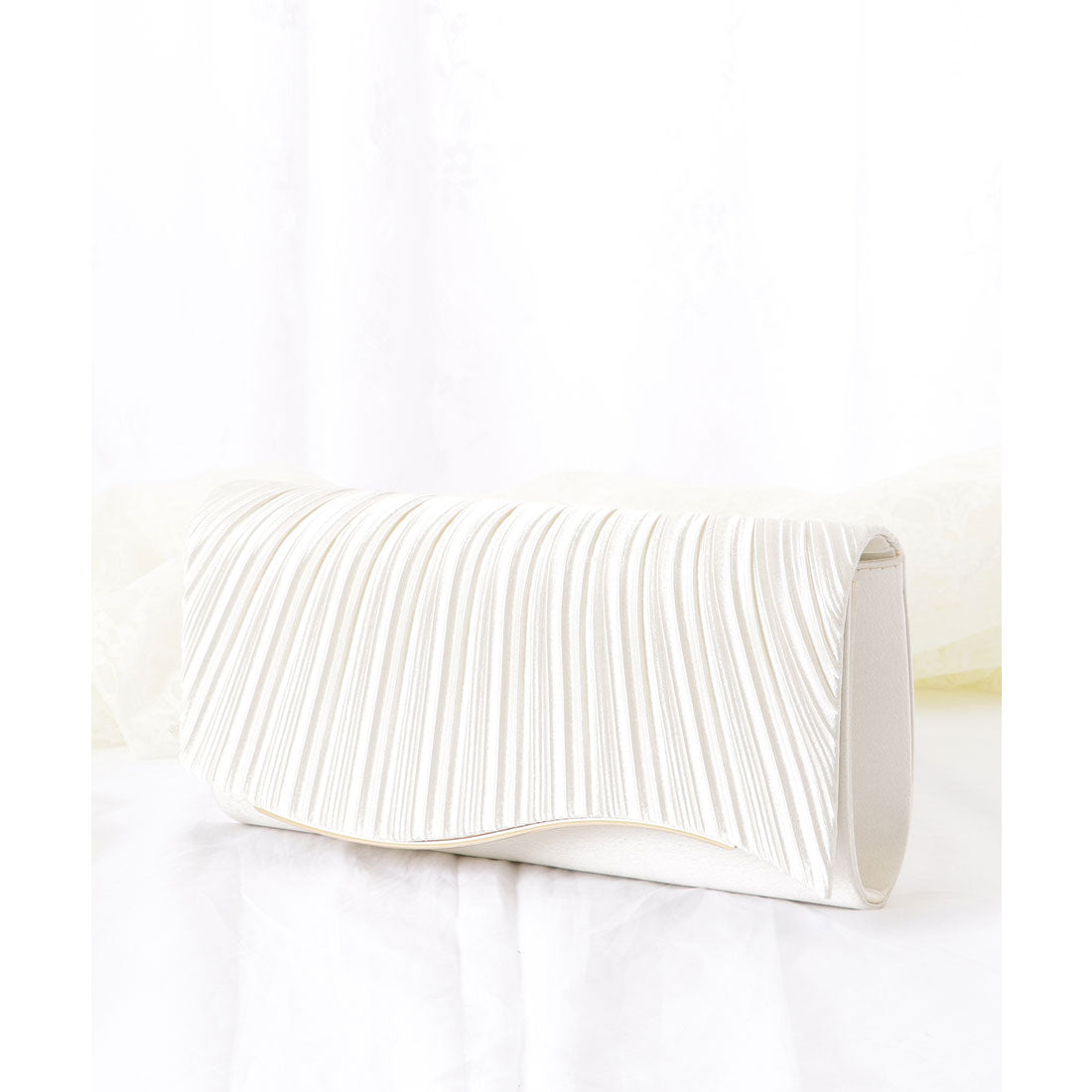 レースレディース Lace Ladies ウエーブ フラップ スクエア パーティー バッグ (ブラック) ブラック