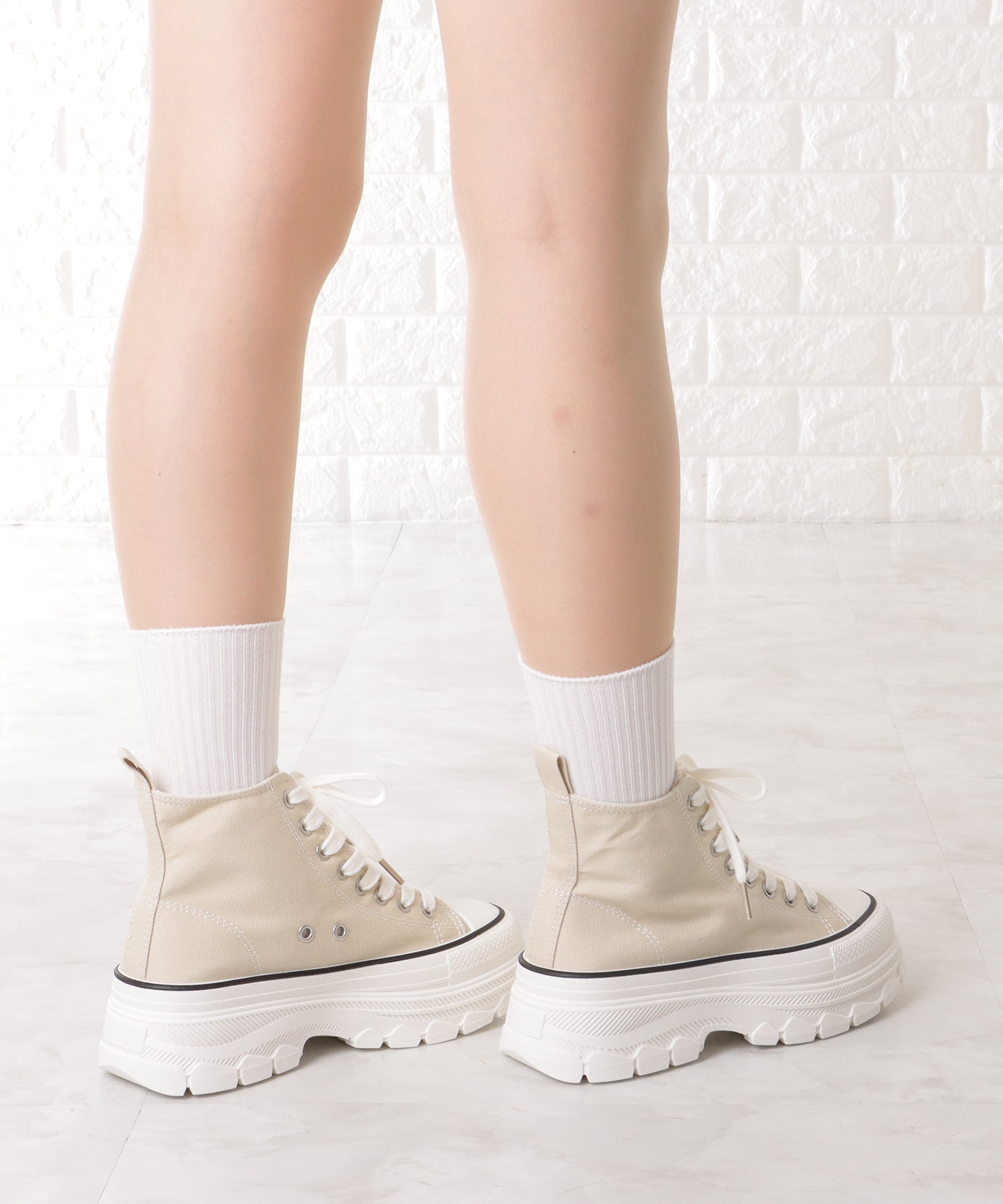 レースレディース Lace Ladies ハイカット 厚底 レースアップ キャンバス スニーカー (ブラック) ブラック