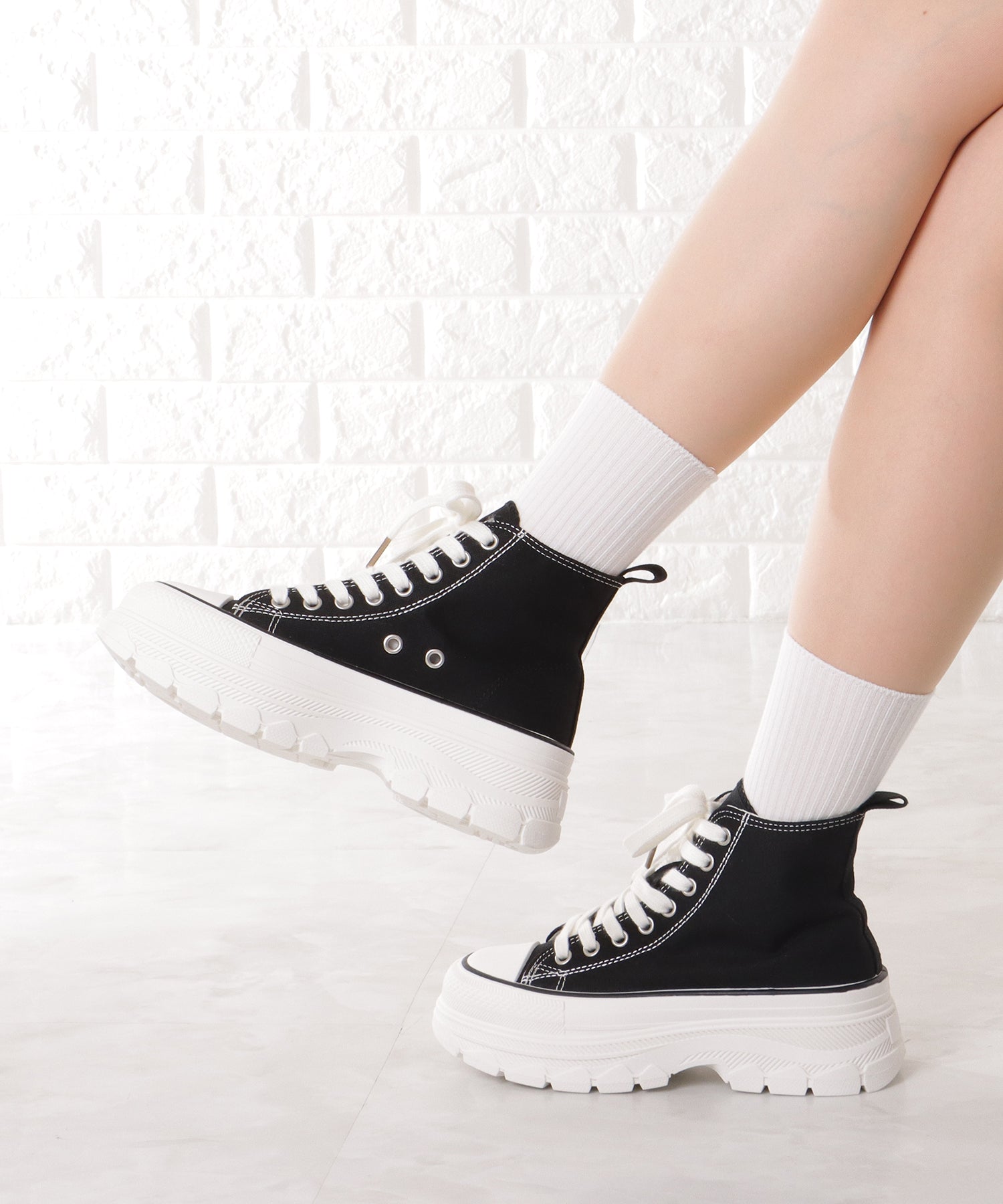 レースレディース Lace Ladies ハイカット 厚底 レースアップ キャンバス スニーカー (ブラック) ブラック