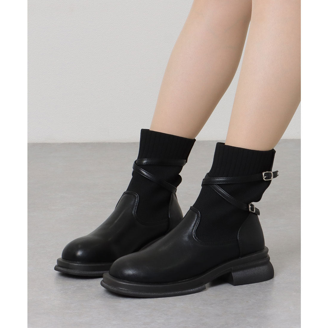 レースレディース Lace Ladies レザー調 クロスベルト付き ドッキング リブ ショートブーツ