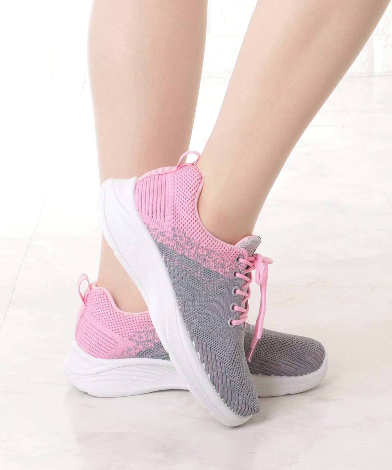 レースレディース Lace Ladies レースアップ軽量ランニングシューズ (グレー) グレー