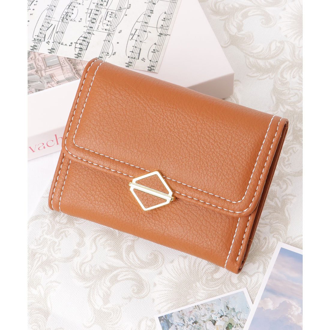 レースレディース Lace Ladies スクエア モチーフ付き レザー調 ステッチ 三つ折り財布