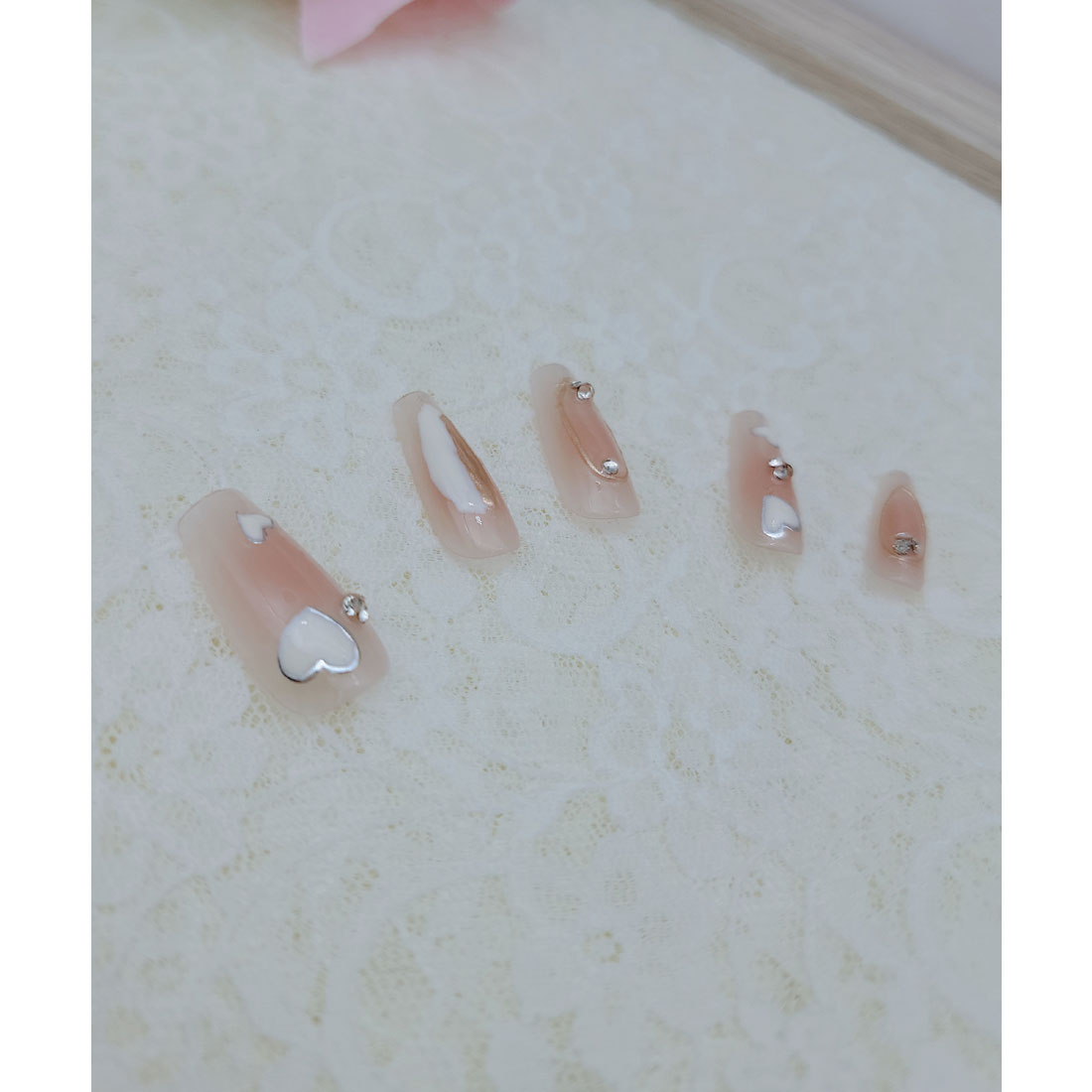 レースレディース Lace Ladies ハート柄 バラエティ フレンチ スクエア ネイルチップ【返品不可商品】 (ベージュ) ベージュ