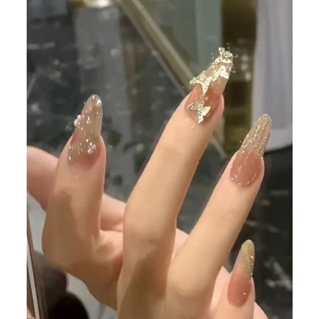 レースレディース Lace Ladies バラエティ ビジュー 血色カラー デザイン ネイルチップ【返品不可商品】 (D) D