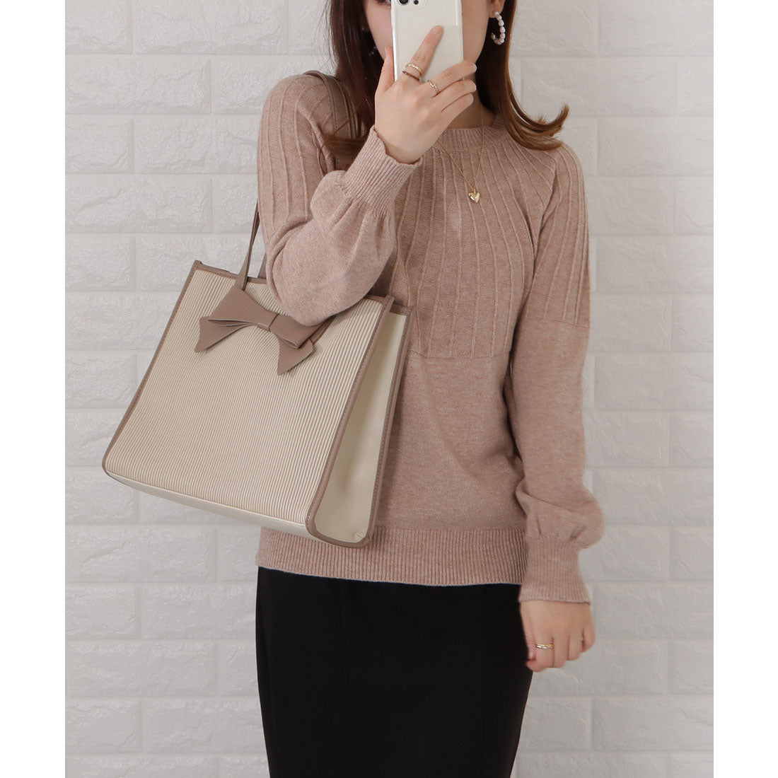 レースレディース Lace Ladies タック切替クルーネックニット
