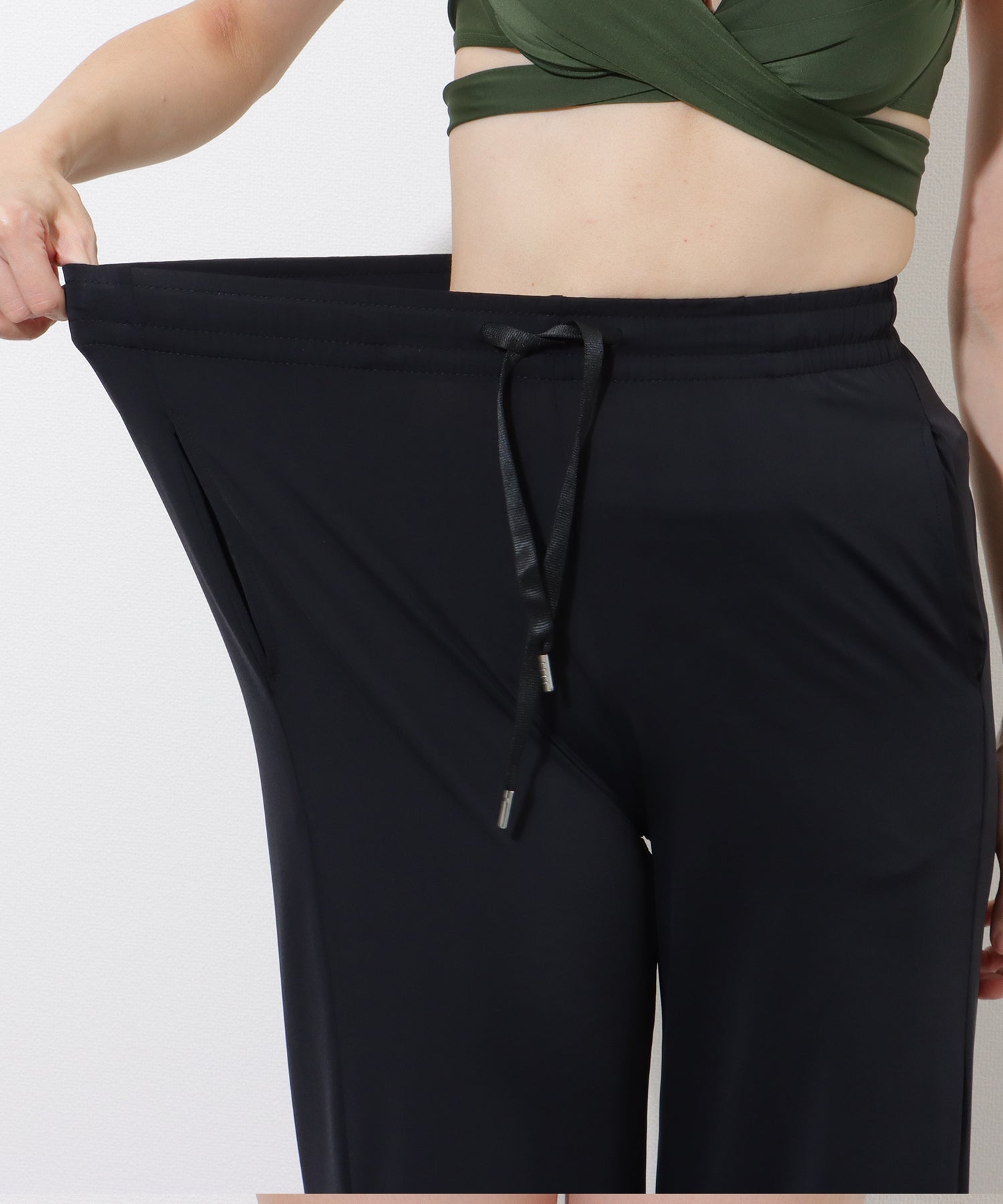 レースレディース Lace Ladies 【4点セット】透かし ニット付き ビキニ ラッシュ セットアップ【返品不可商品】 (ホワイト) ホワイト