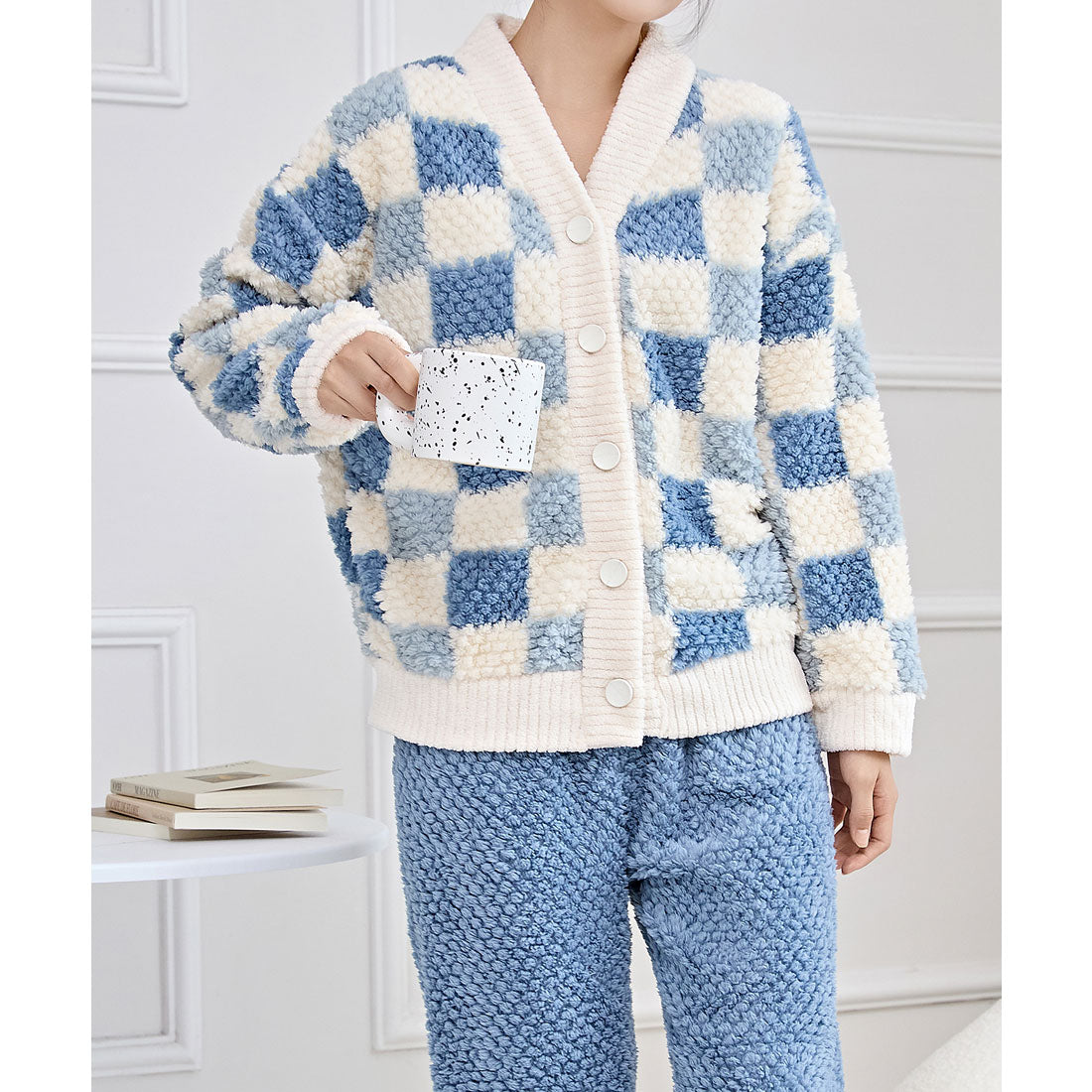 Race Ladies Lace Ladies Color Check V-Neck Fleece Loungewear