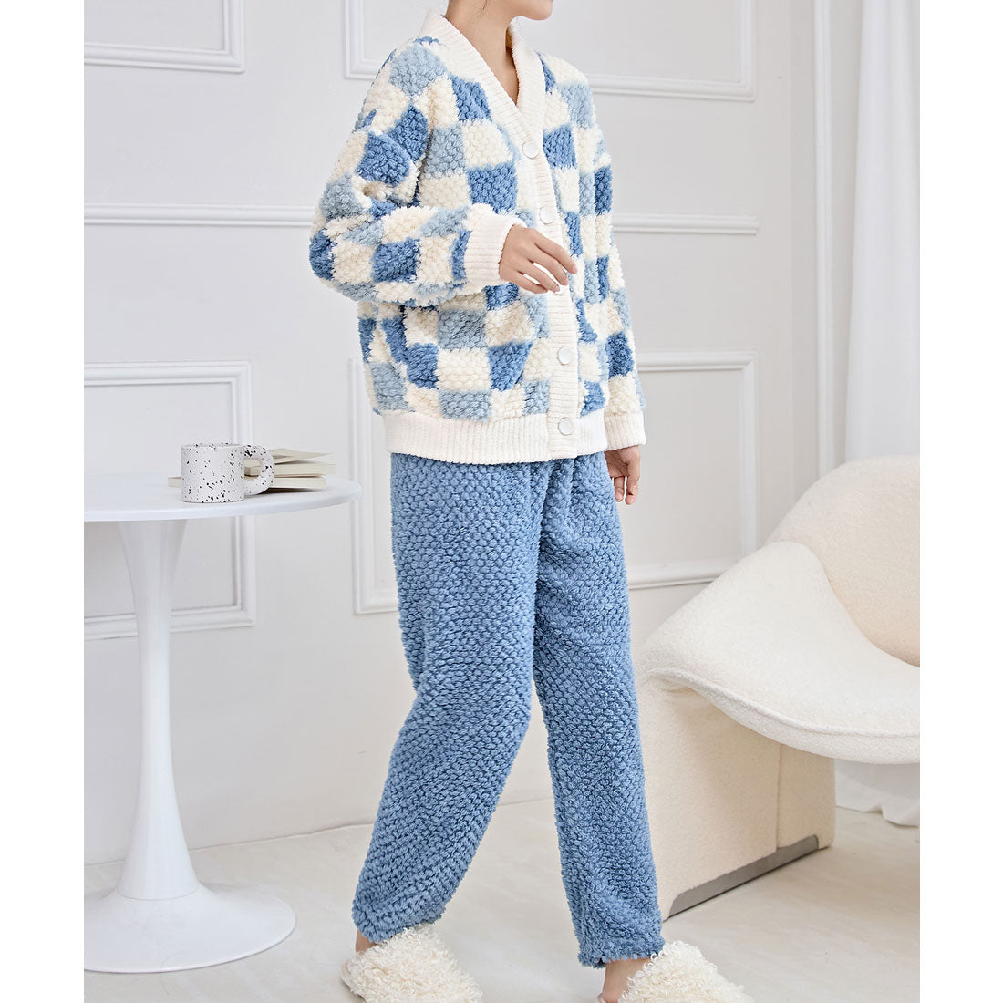 Race Ladies Lace Ladies Color Check V-Neck Fleece Loungewear