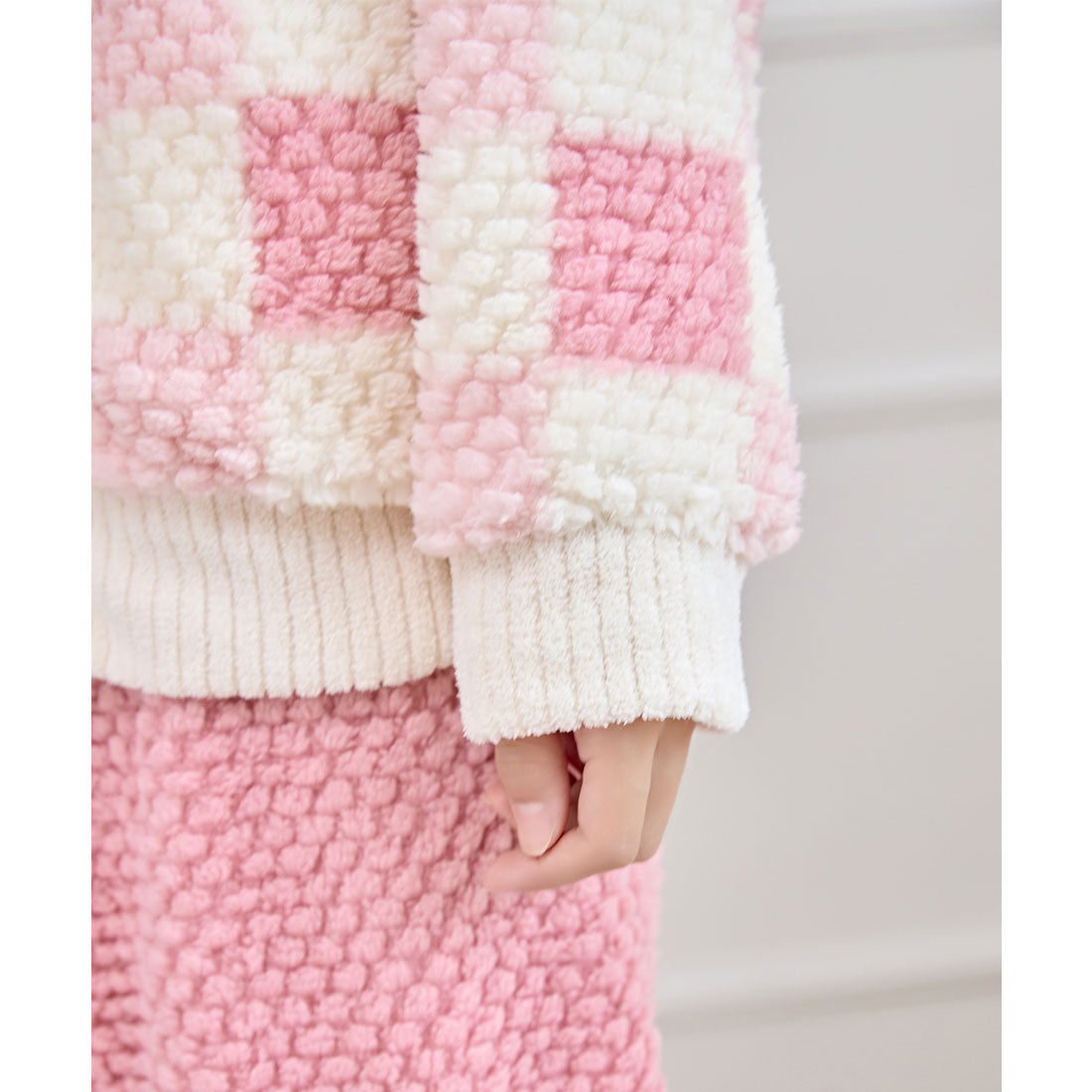 Race Ladies Lace Ladies Color Check V-Neck Fleece Loungewear