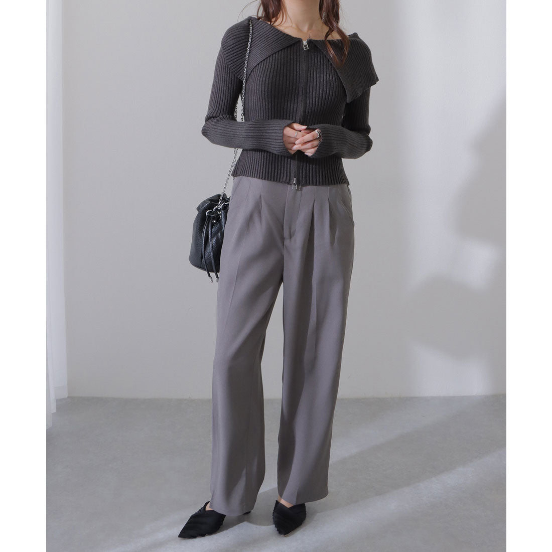 レースレディース Lace Ladies バック ゴム ソリッドカラー ワイド タック パンツ (グレー) グレー