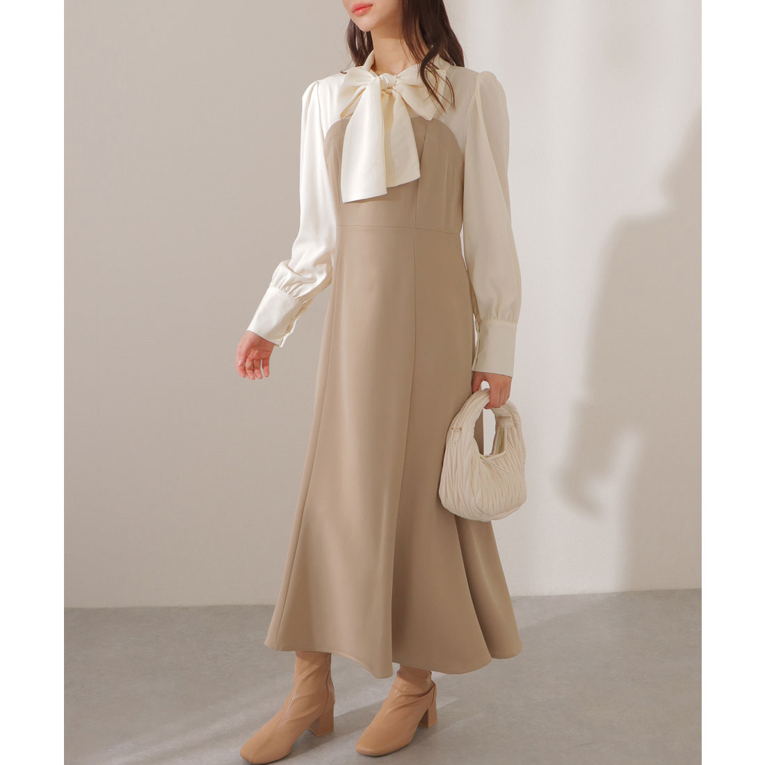 レースレディース Lace Ladies ボウタイ付き ハートネック ドッキング マキシ ワンピース (グレージュ) グレージュ