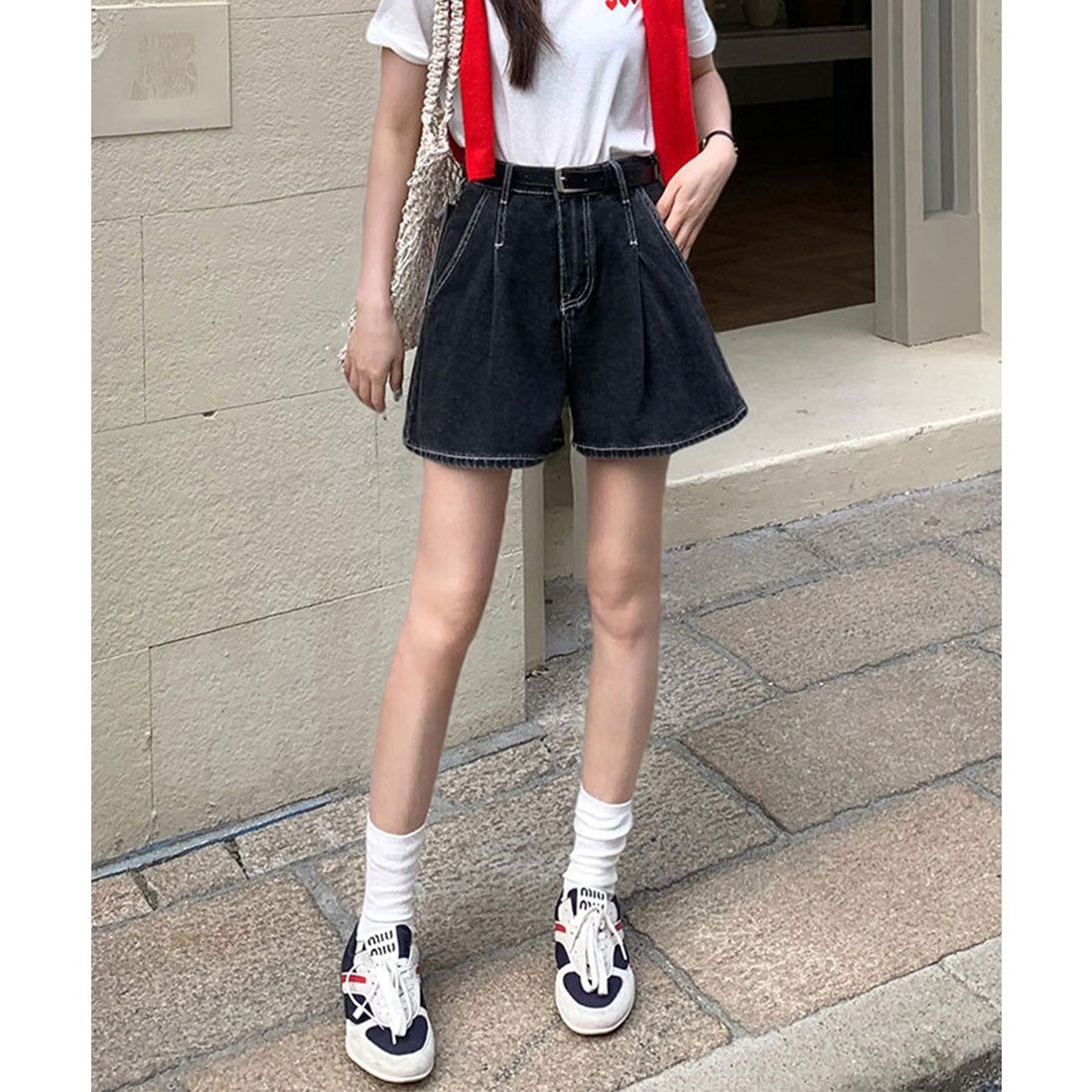 レースレディース Lace Ladies タック ステッチ入り ハイウエスト Aライン デニム ショートパンツ (ブラック) ブラック