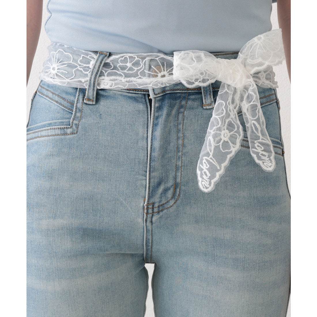 レースレディース Lace Ladies ウォッシュ加工 ハイウエスト レースベルト セミフレア デニムパンツ (ブルー) ブルー