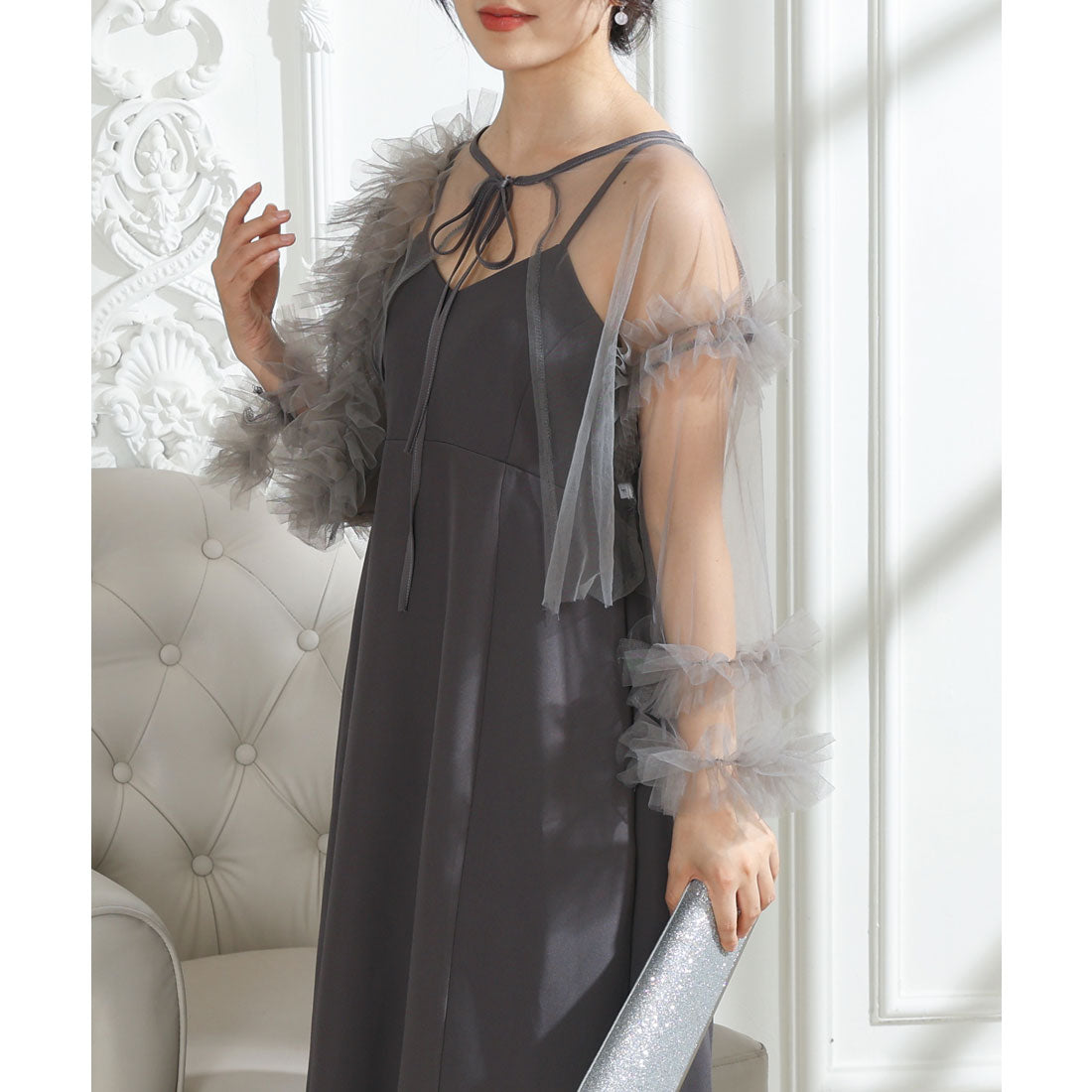 レースレディース Lace Ladies チュールフリル ケープ付き スリット キャミソール ドレス (チャコールグレー) チャコールグレー