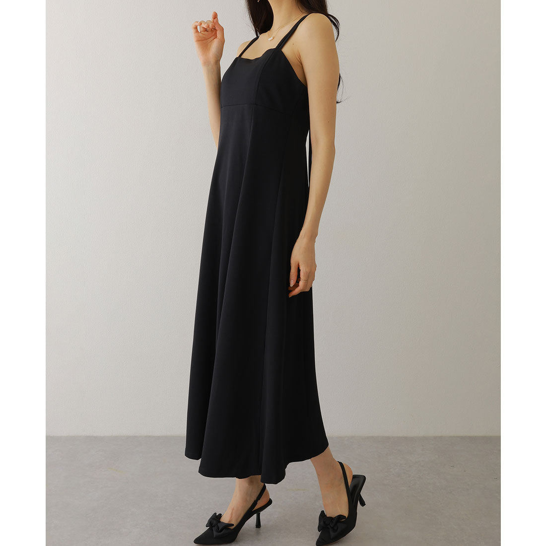 レースレディース Lace Ladies ソリッドカラー バックスリット キャミソール マキシ ワンピース (ブラック) ブラック