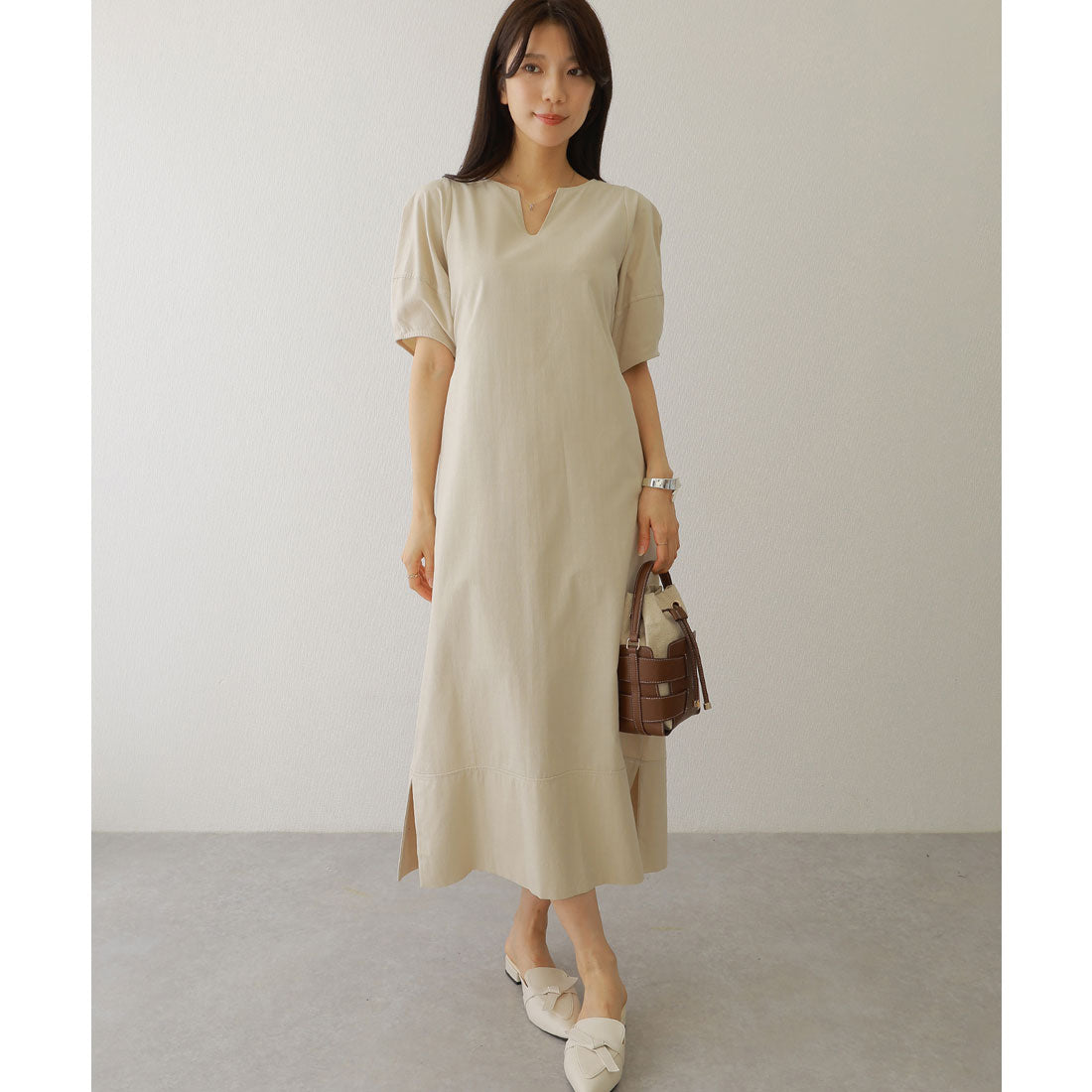 レースレディース Lace Ladies キーネック パフスリーブ マキシ スリット ワンピース (ベージュ) ベージュ