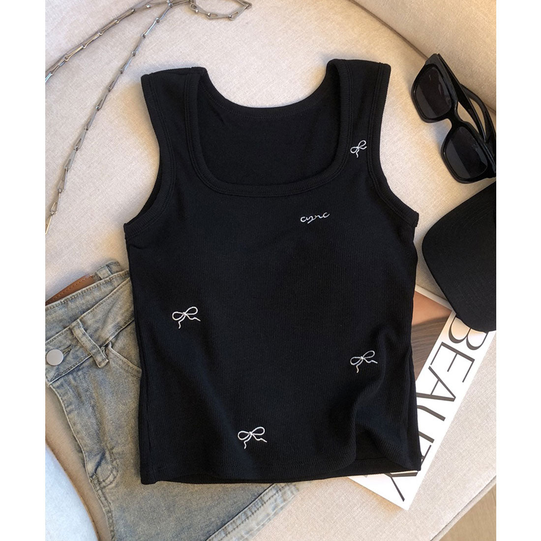 レースレディース Lace Ladies メニー リボン 刺繍 カップ付き タンクトップ (ブラック) ブラック