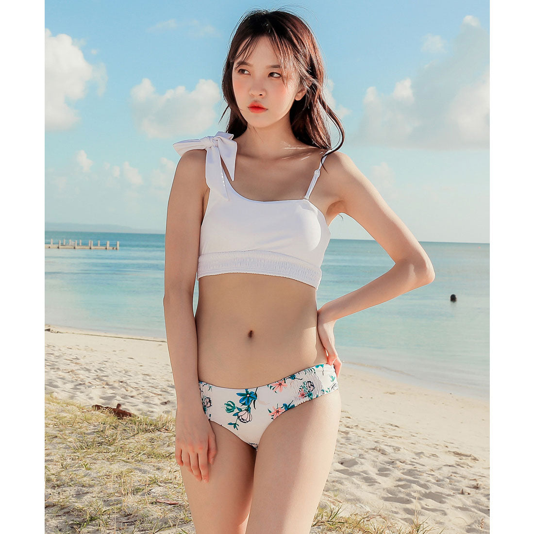 レースレディース Lace Ladies キュートな肩リボンビキニ水着2点セット【返品不可商品】