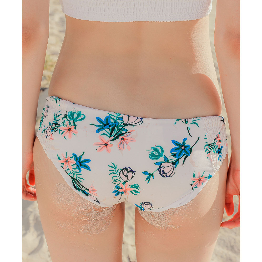 レースレディース Lace Ladies キュートな肩リボンビキニ水着2点セット【返品不可商品】