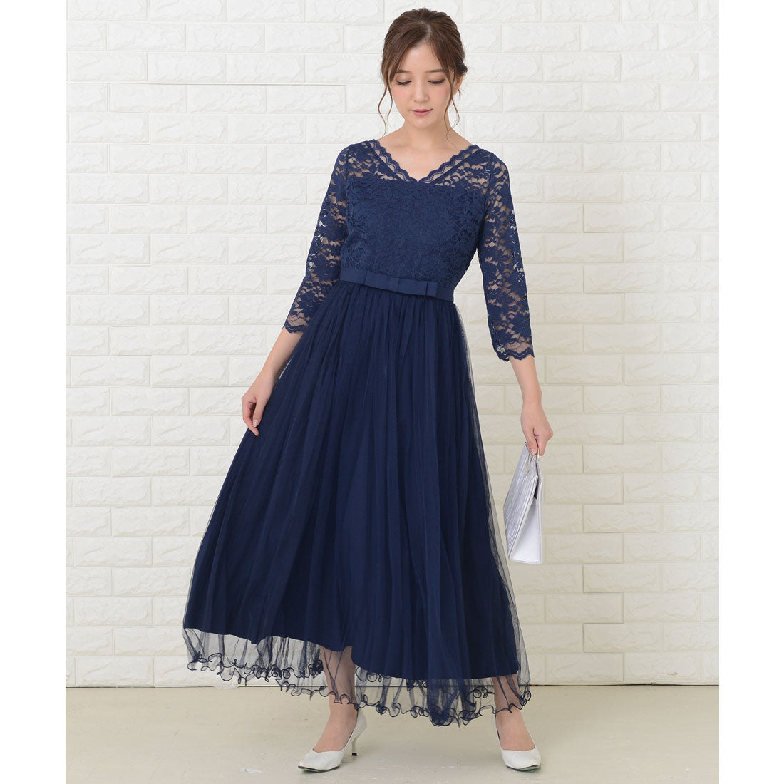 Lace Ladies V-neck lace 3/4 sleeve tulle dress