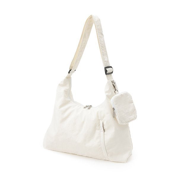 love you 生地　　3.40 Lovetoxic Love Toxic Pouch with Nylon Big Shoulder