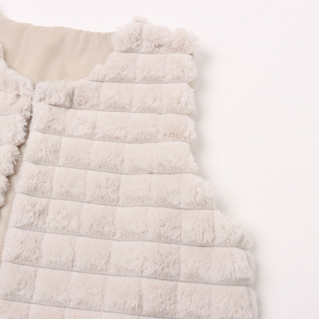 ラリベルテ Laliberte フェイクファーベスト (グレー) グレー