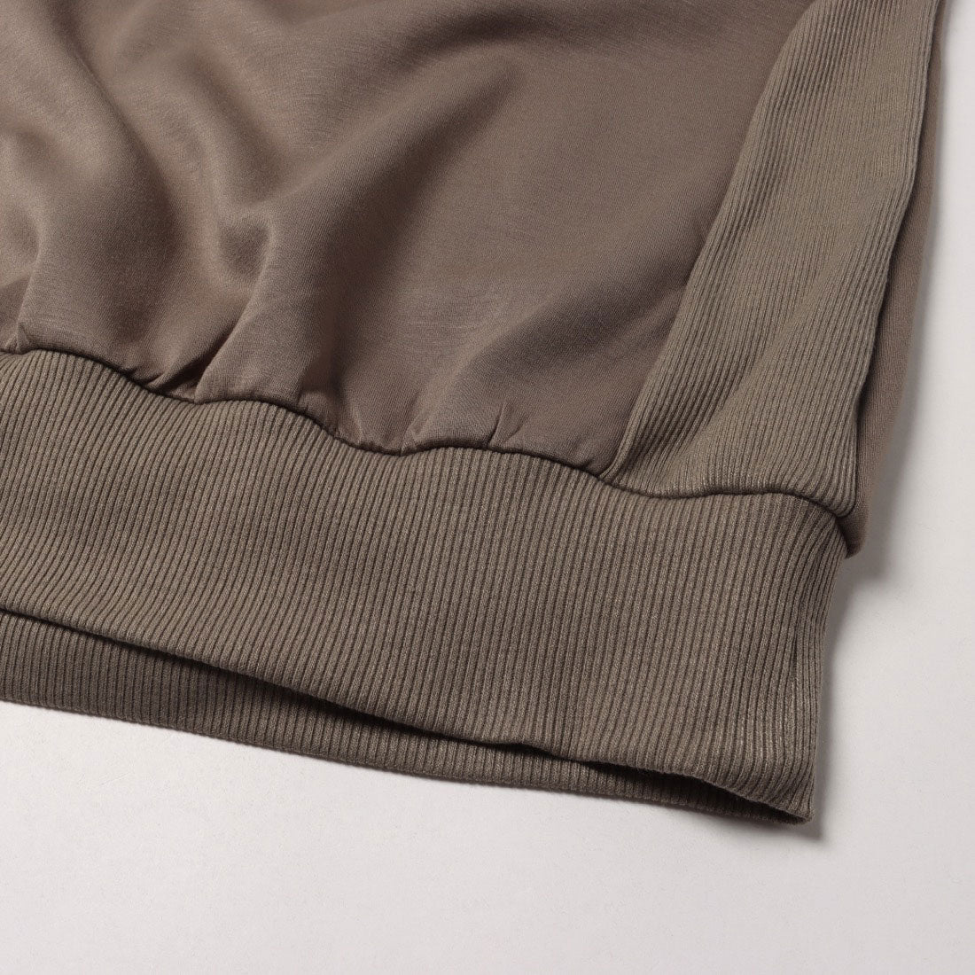 ラリベルテ Laliberte ニット×リブ切替タック袖Tシャツ (クロ) クロ