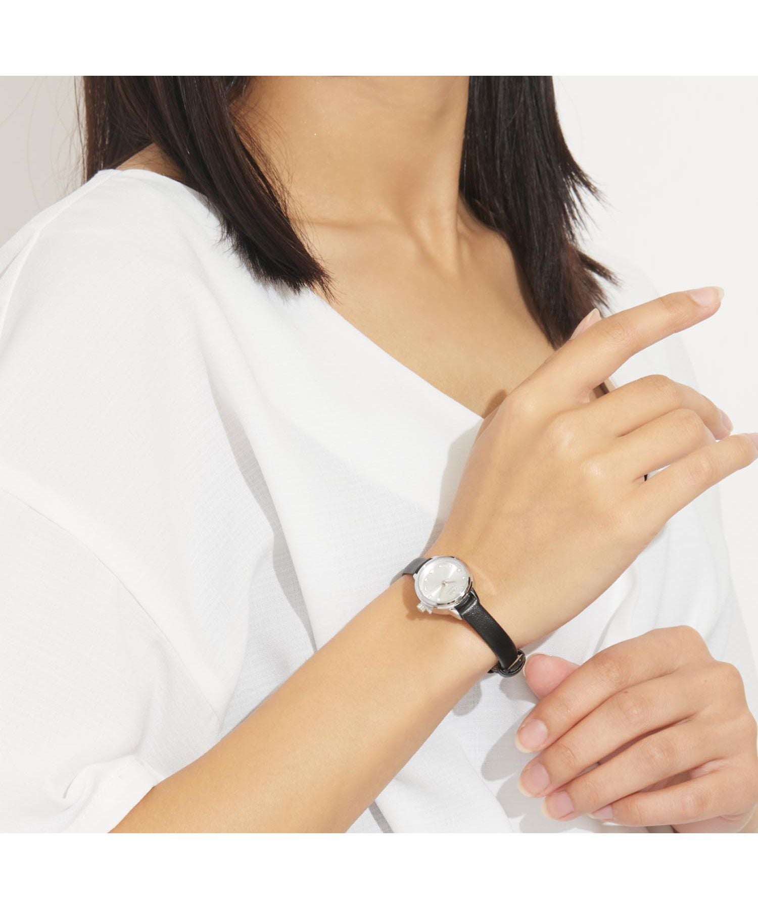 LARA Christie LARA Christie Women's Watch Crystal lw03-0001