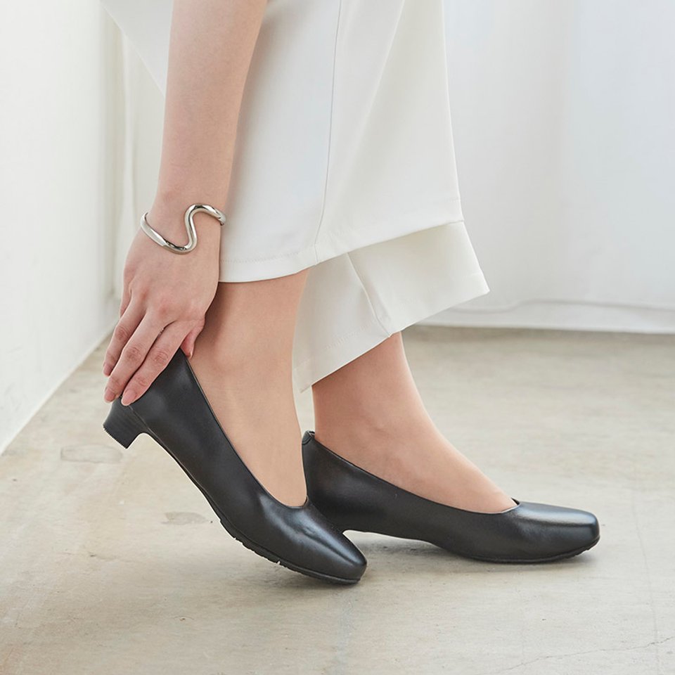 レディワーカー Lady worker スクエアトゥ | 3E相当 | 約3.5cmヒールの黒パンプス 008