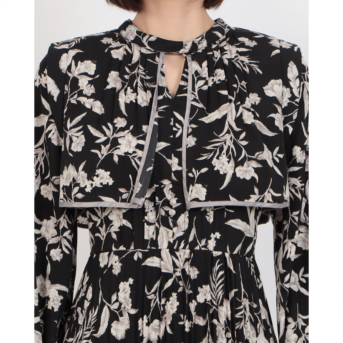 レディメイド LADYMADE バイカラーパイピングプリーツワンピース (ブラック) ブラック