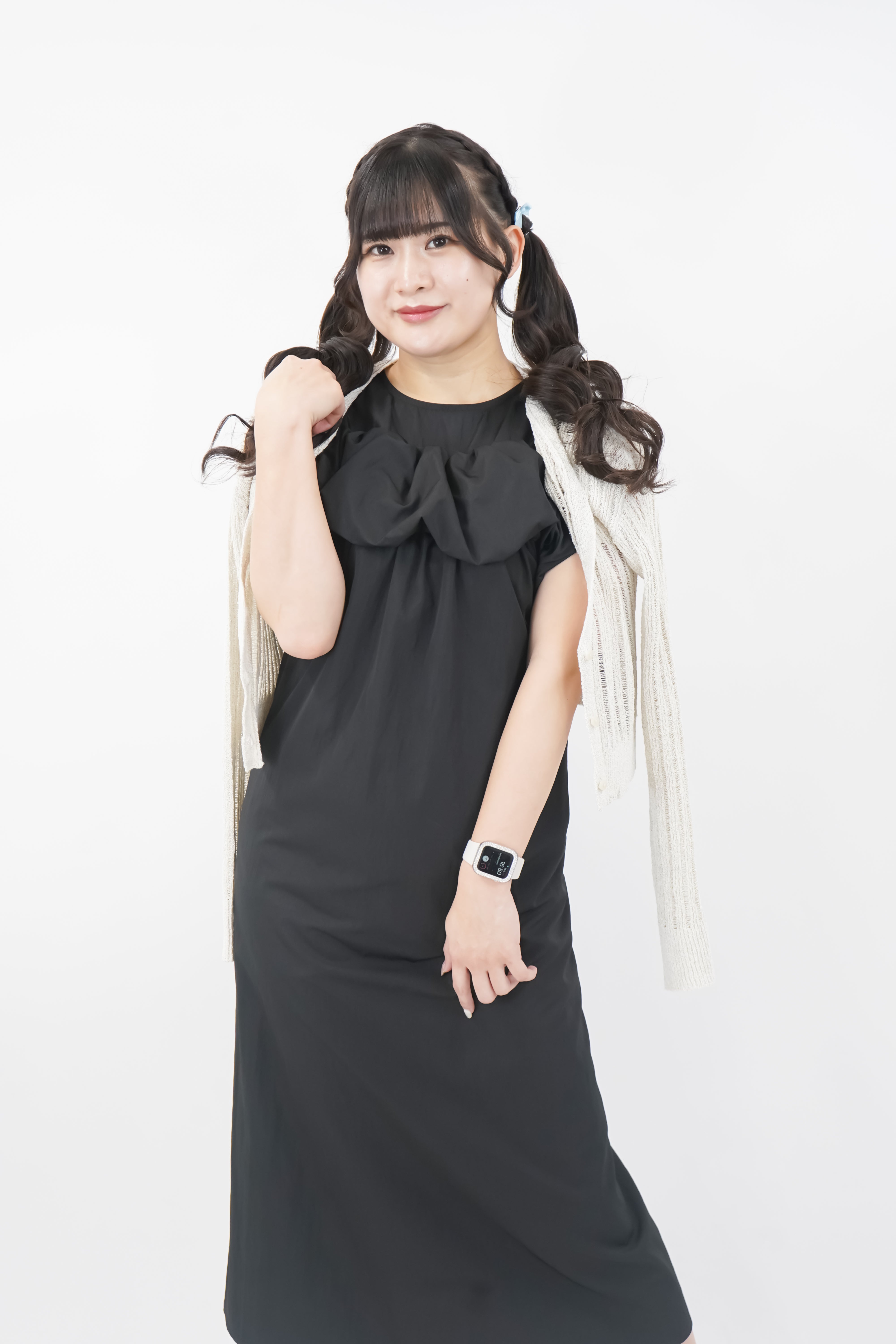 ラテラテ lattelatte Vネックカーディガン (オフ) オフ