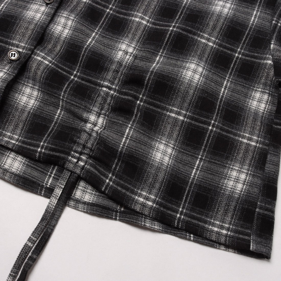 ラテラテ lattelatte ドローストリング クロップド ネルシャツ (ブラック) ブラック