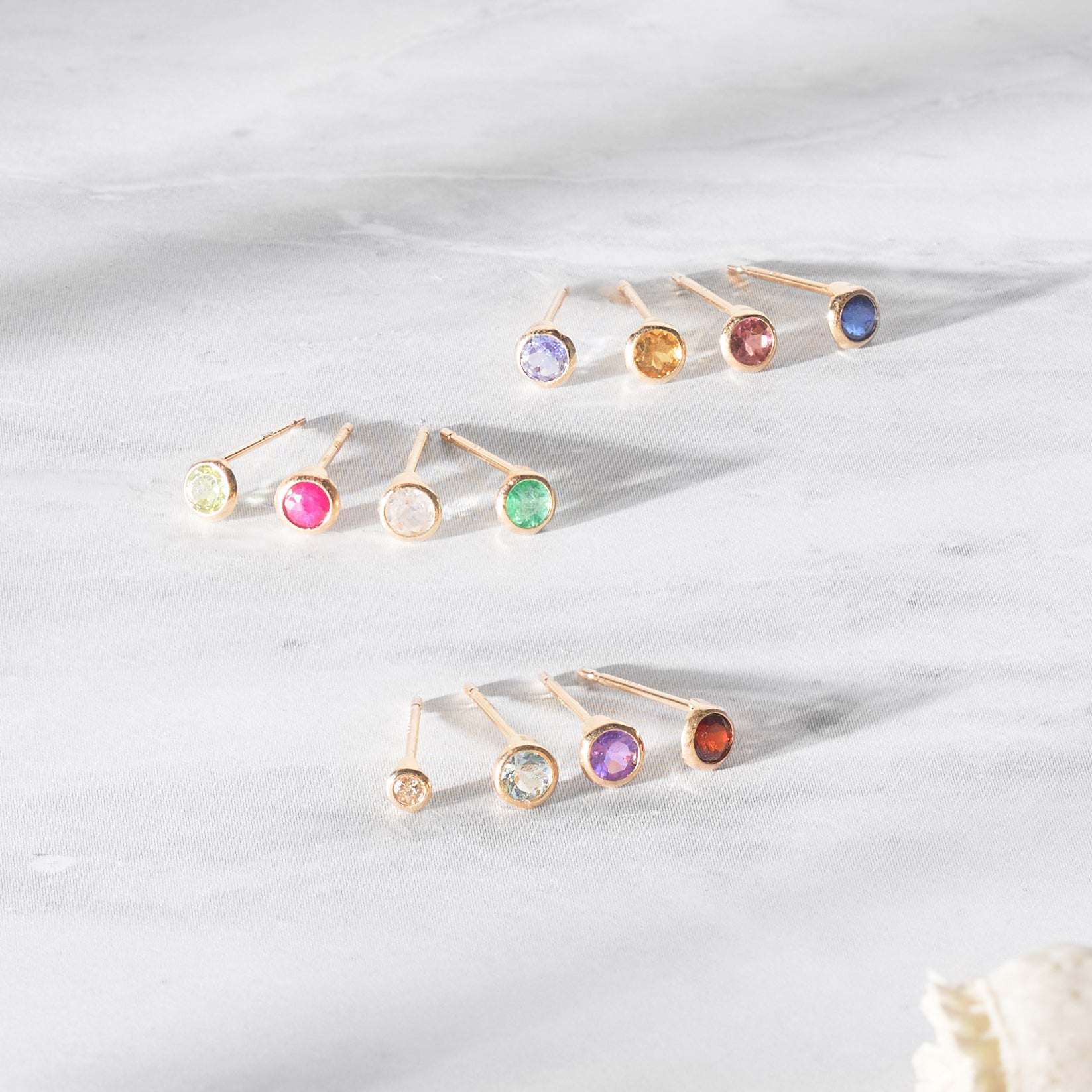 エルアンドコー L&Co. K10誕生石ピアス【9月サファイア】 (イエローゴールド) イエローゴールド