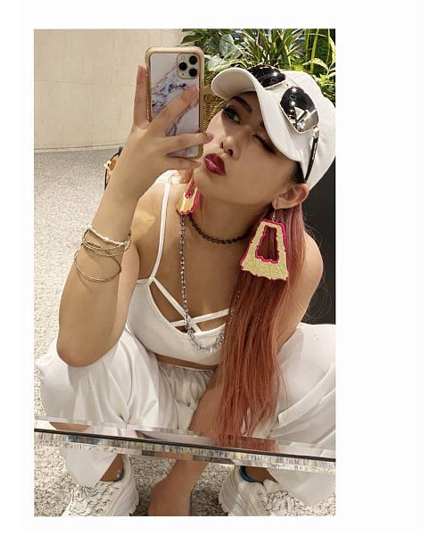 Bombshell accessories earrings accessories gold pink flashy individualistic street fashion and B-style girls' dancers dance items bombshell