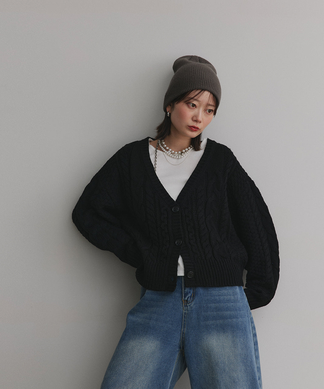 アドティエ ad thie 袖ボリュームざっくりVネックニットカーディガン (ダークグリーン) ダークグリーン