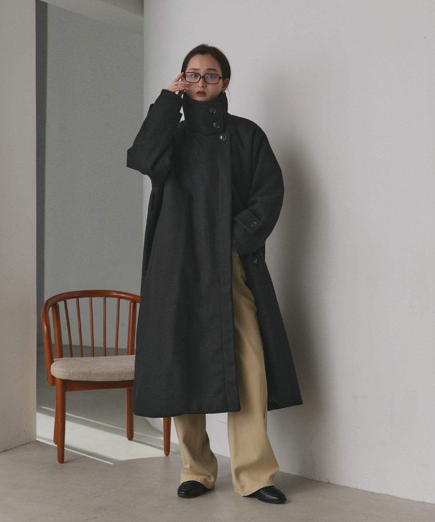 アドティエ ad thie 【2024AW新作】スタンドカラー 2WAYオーバーコート (ブラック) ブラック