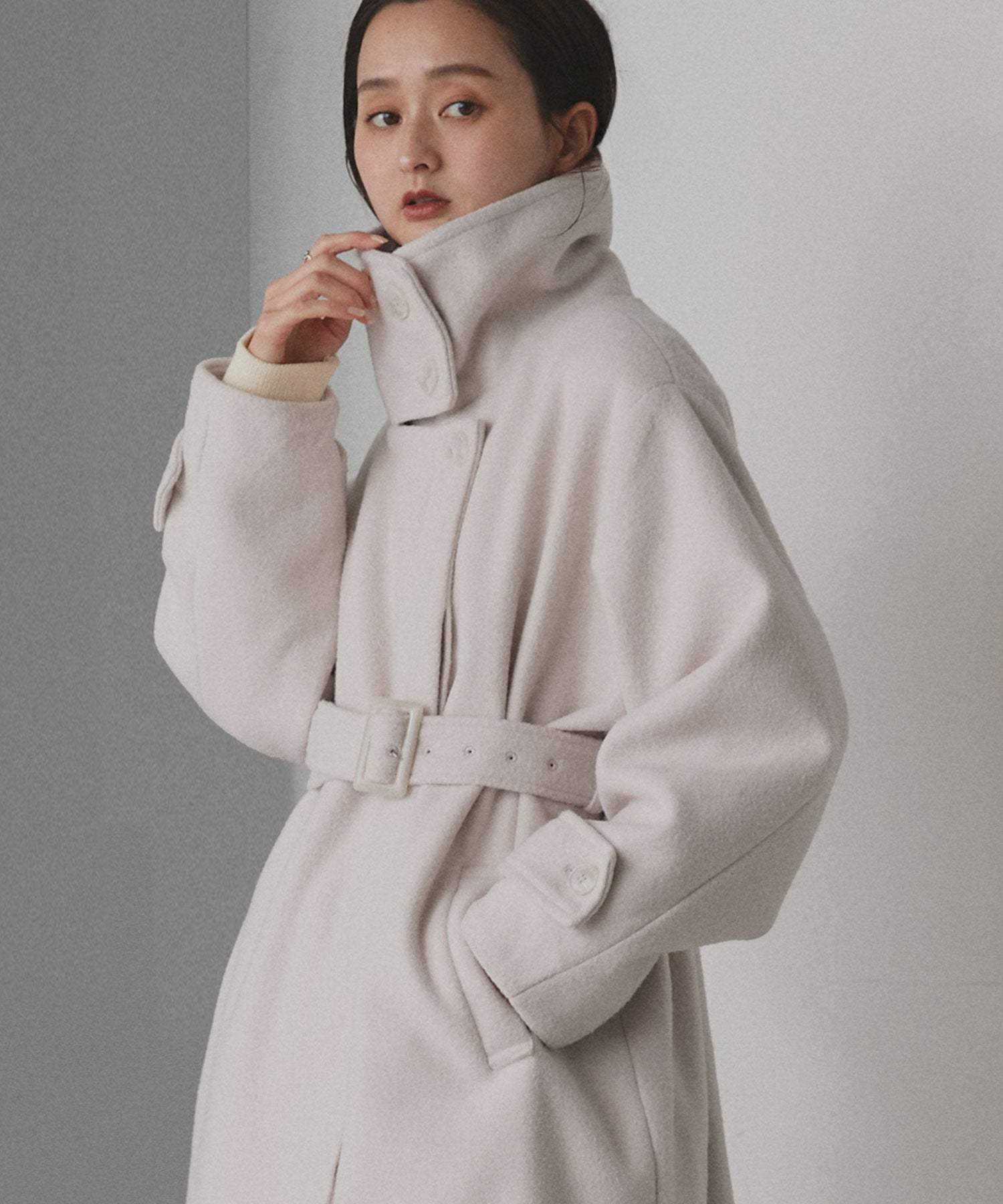 アドティエ ad thie 【2024AW新作】スタンドカラー 2WAYオーバーコート (ブラック) ブラック