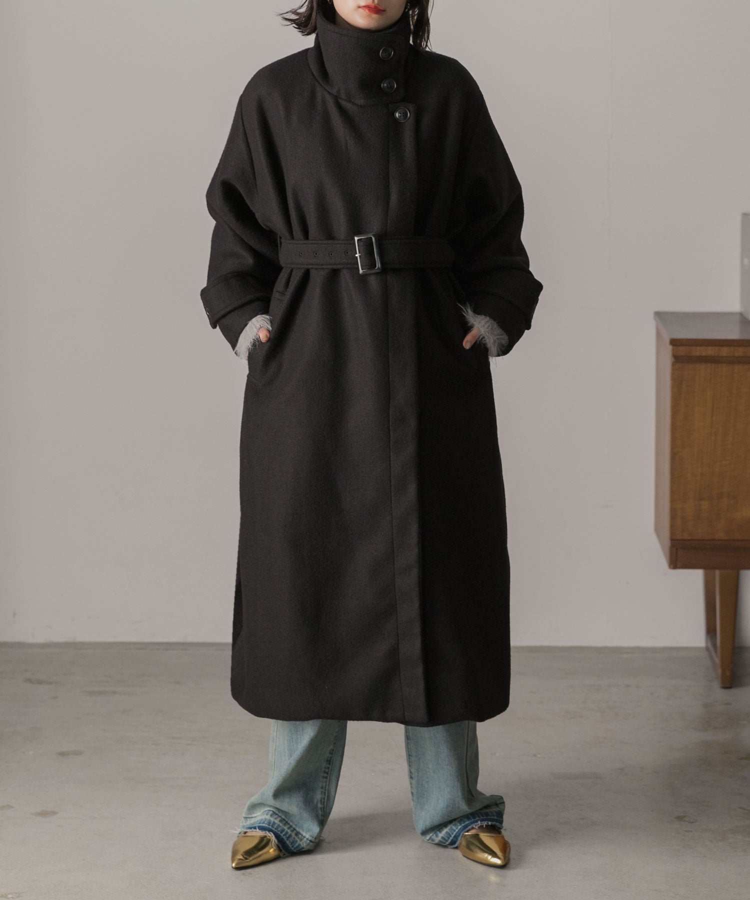 アドティエ ad thie 【2024AW新作】スタンドカラー 2WAYオーバーコート (ブラック) ブラック