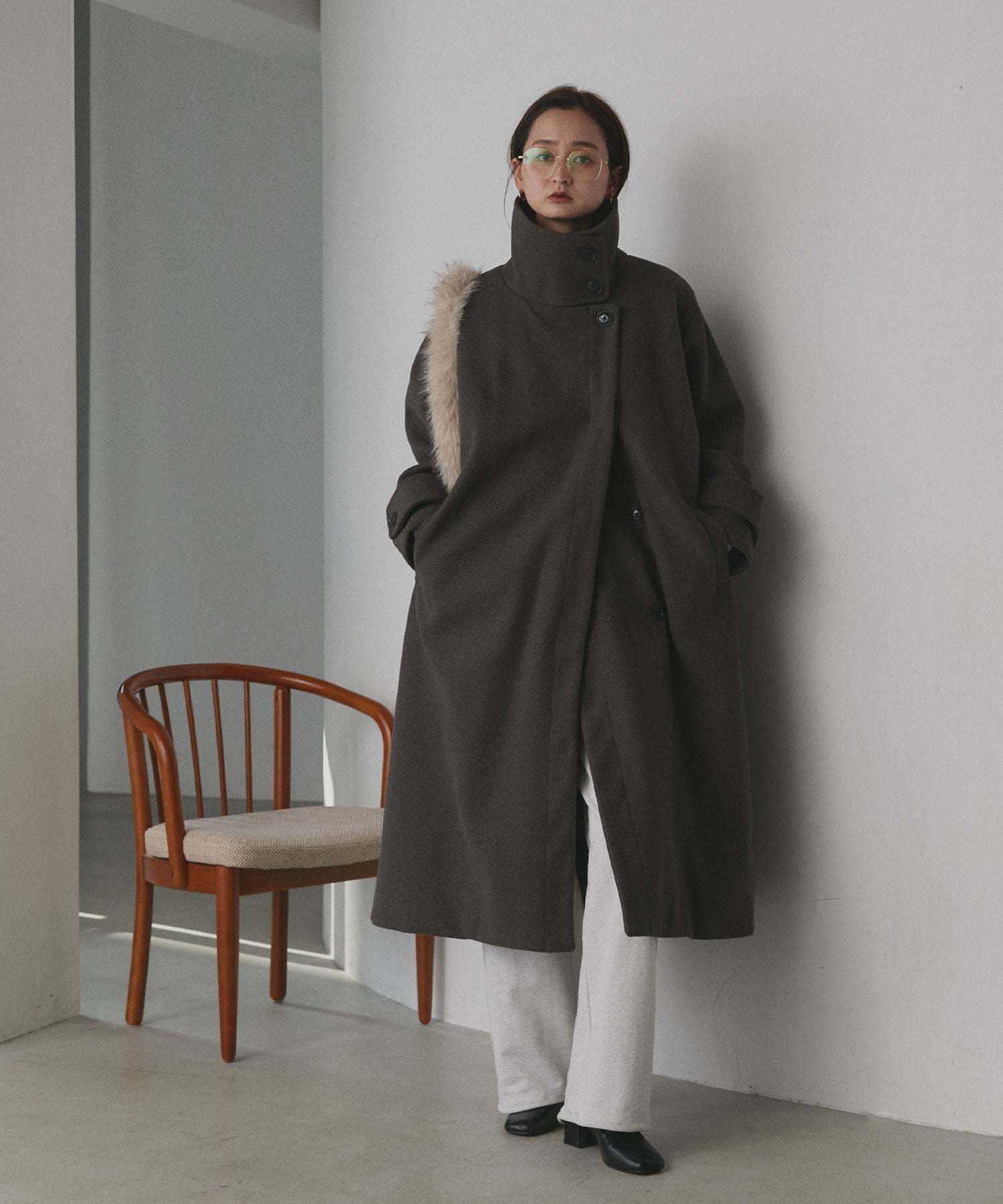 アドティエ ad thie 【2024AW新作】スタンドカラー 2WAYオーバーコート (ブラック) ブラック