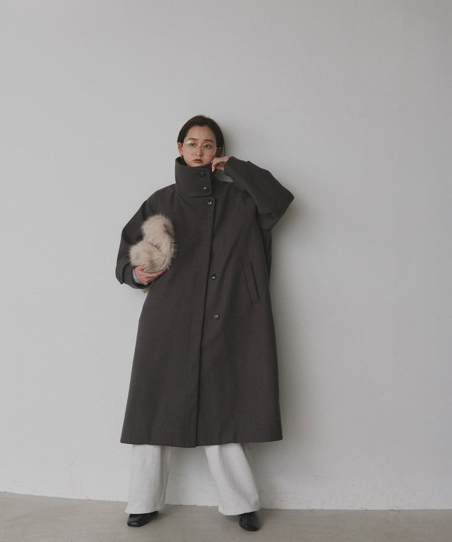 アドティエ ad thie 【2024AW新作】スタンドカラー 2WAYオーバーコート (ブラック) ブラック