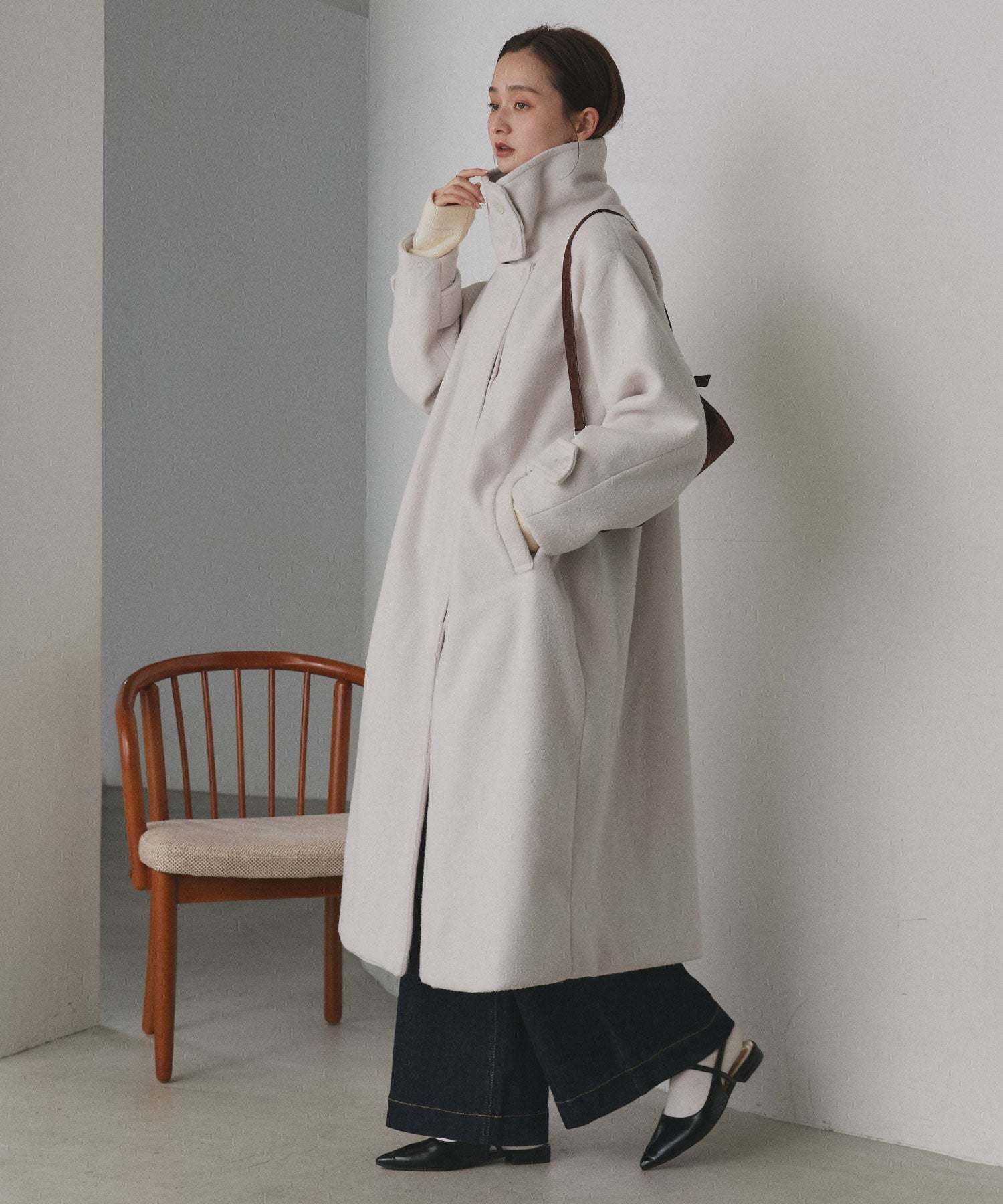 アドティエ ad thie 【2024AW新作】スタンドカラー 2WAYオーバーコート (アイボリー) アイボリー