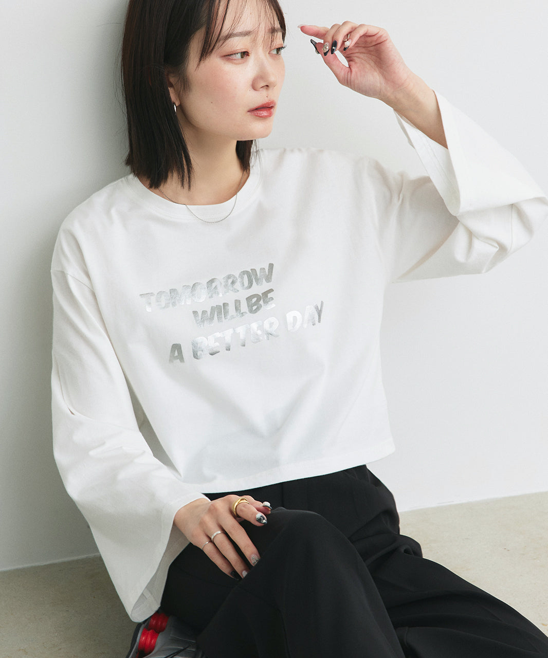 アドティエ ad thie 【2024AW新作】箔アソートプリント ショート丈ロングTシャツ (ブラック(プリント2)) ブラック(プリント2)