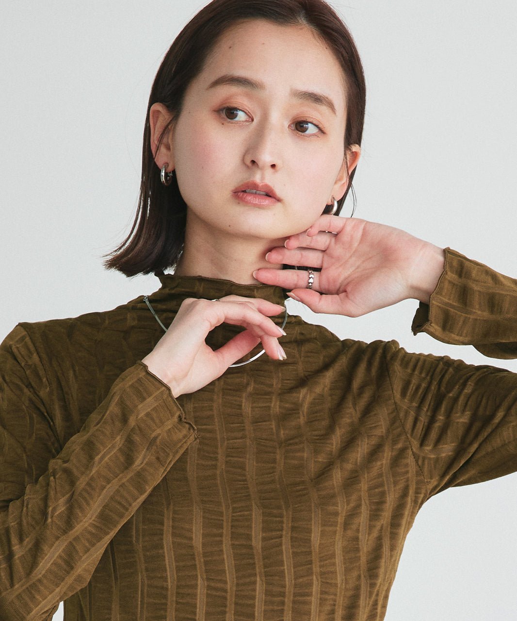 Adtie シャーリングハイネックトップス